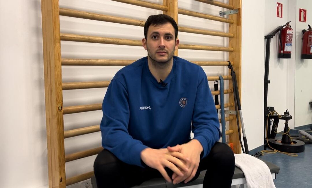 ELKARRIZKETA | Xabi Oroz: “Ostiralean oso partida ona egin beharko dugu eta zaleen bultzada beharko dugu”